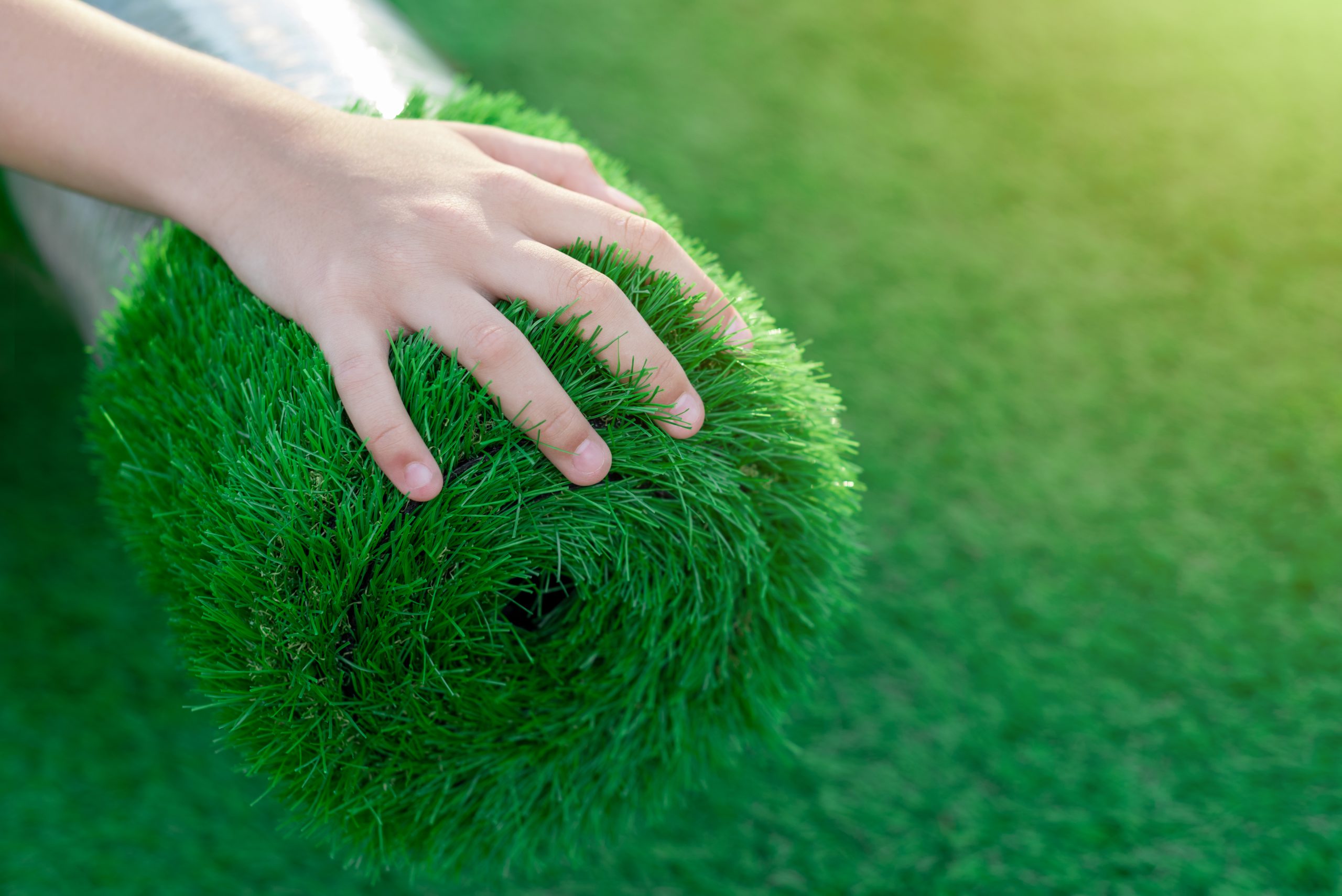 The Ultimate Guide to Artificial Grass Care: 5 Key Tips 