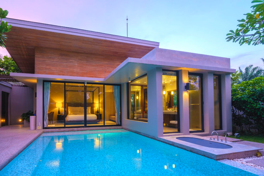 Top 8 Luxury Villa Communities with Private Pools in Dubai