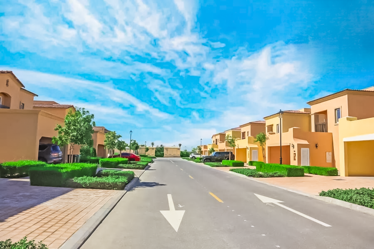 Buy Villas in Dubailand: Premier Community Options Await